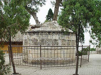 Hancheng Sima Qian''s tomb